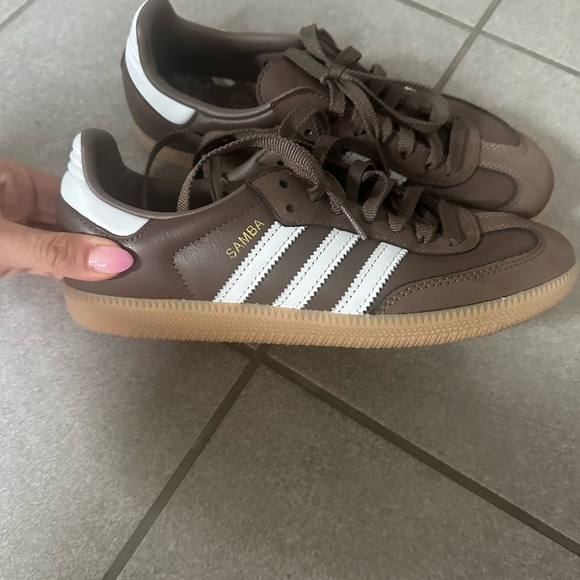 adidas Shoes - New Adidas Samba Brown Earth Strata women’s 7.5